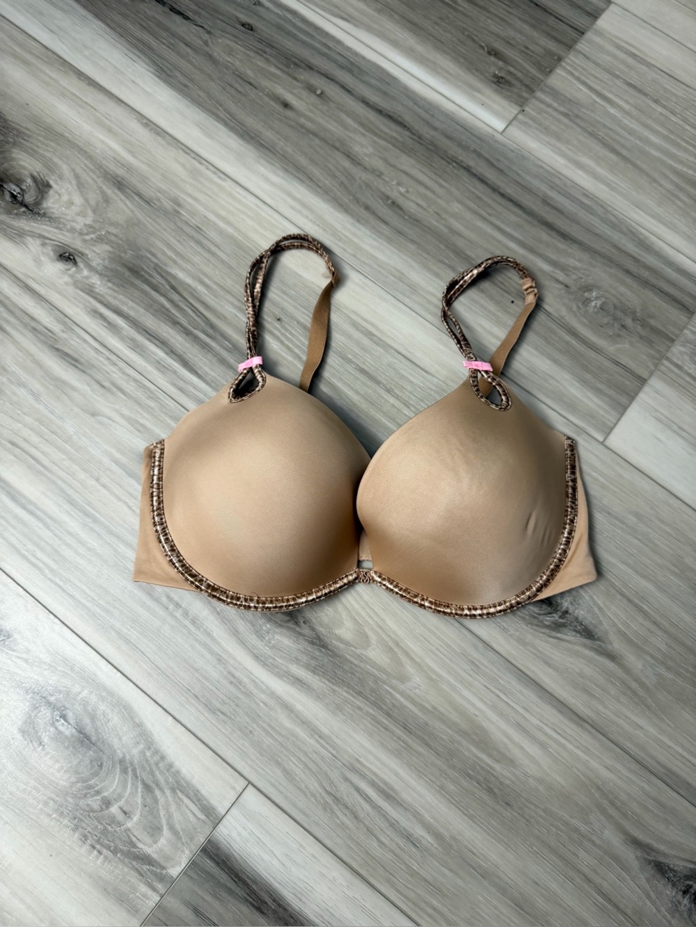 Everyday Nude T-Shirt Bra with Light Padding SZ 36dd